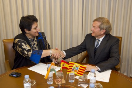 FICCI y empresarios de Aragón firman un convenio de colaboración