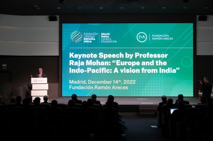 Raja Mohan ofrece la Conferencia Inaugural del Observatorio España-India