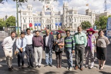 La visita incluyó una parada ante el Ayuntamiento de Madrid