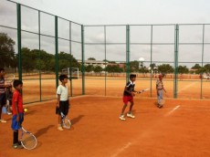 El tenis español colabora con la Fundación Vicente Ferrer