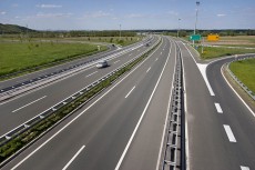 Abertis entra en India con la compra de dos autopistas