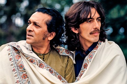 Exposición “Indian Odyssey: El universo de Ravi Shankar. The Beatles in India”