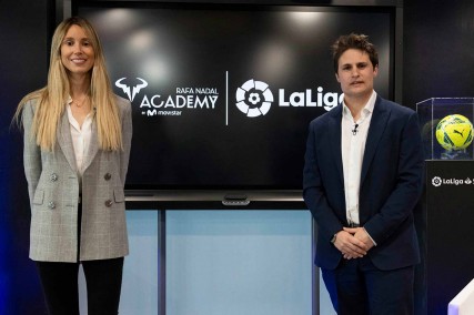 Acuerdo de colaboración entre LaLiga y Rafa Nadal Academy
