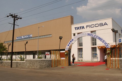 Ficosa abre dos fábricas en India